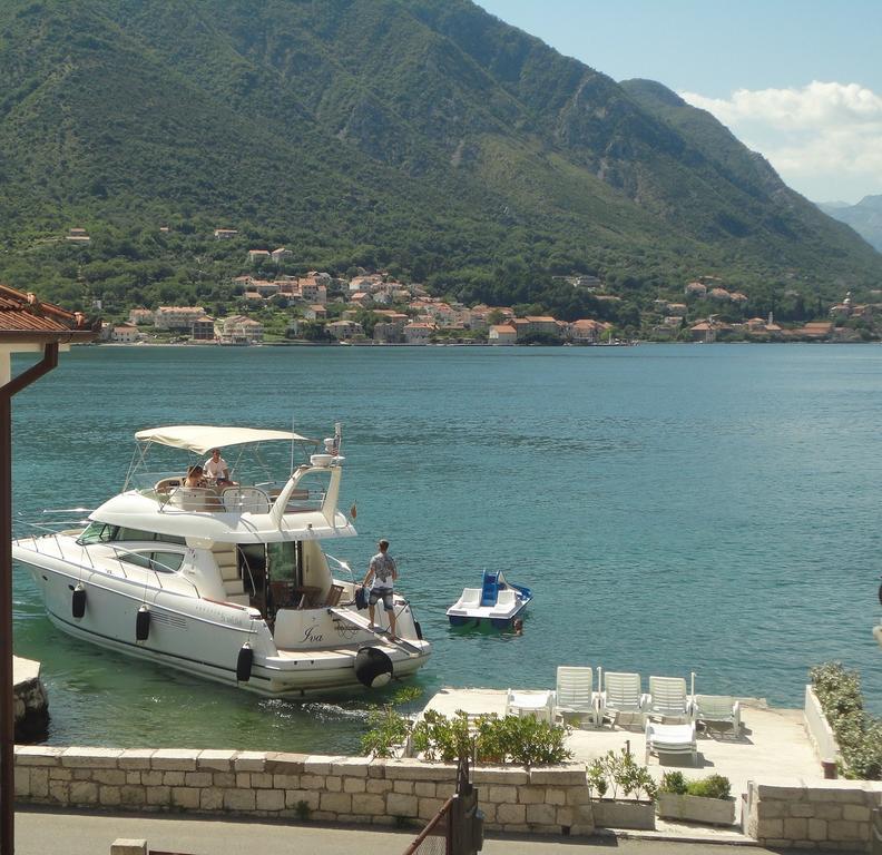 Apartment The Sea Coast Kotor Buitenkant foto