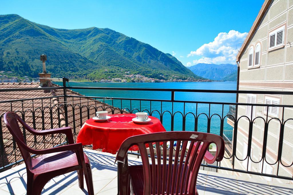 Apartment The Sea Coast Kotor Buitenkant foto
