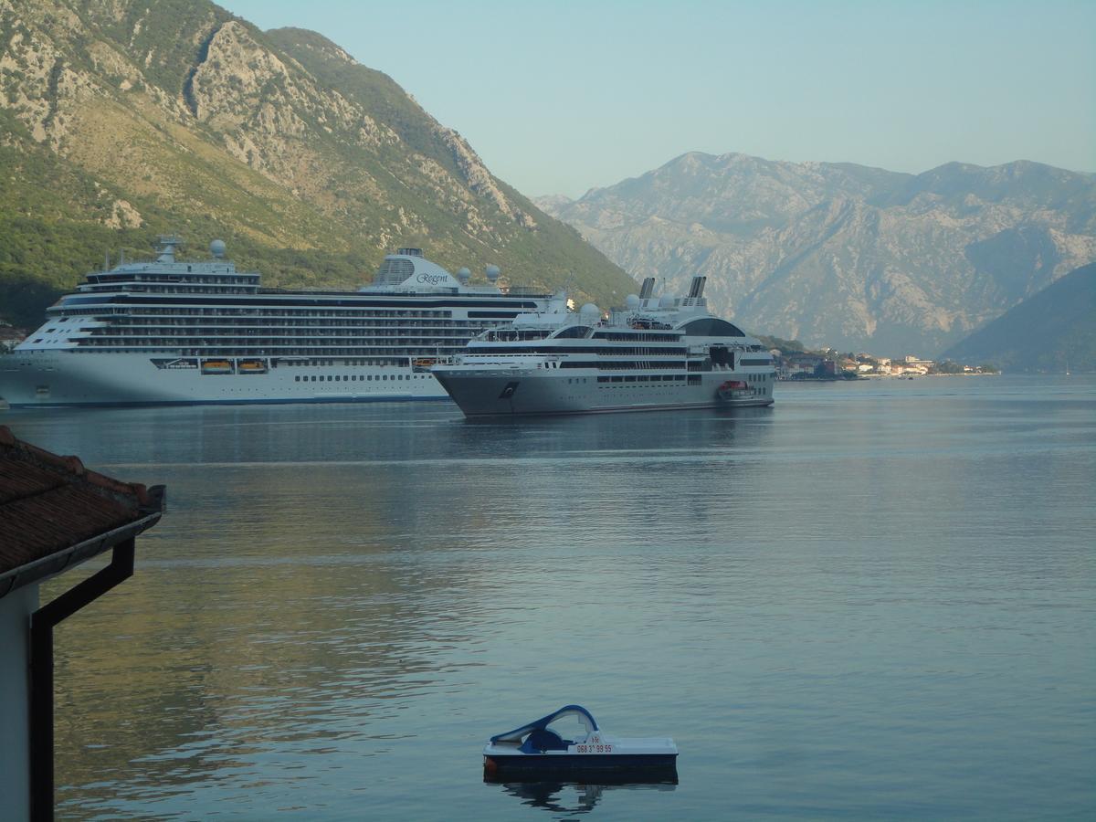 Apartment The Sea Coast Kotor Buitenkant foto