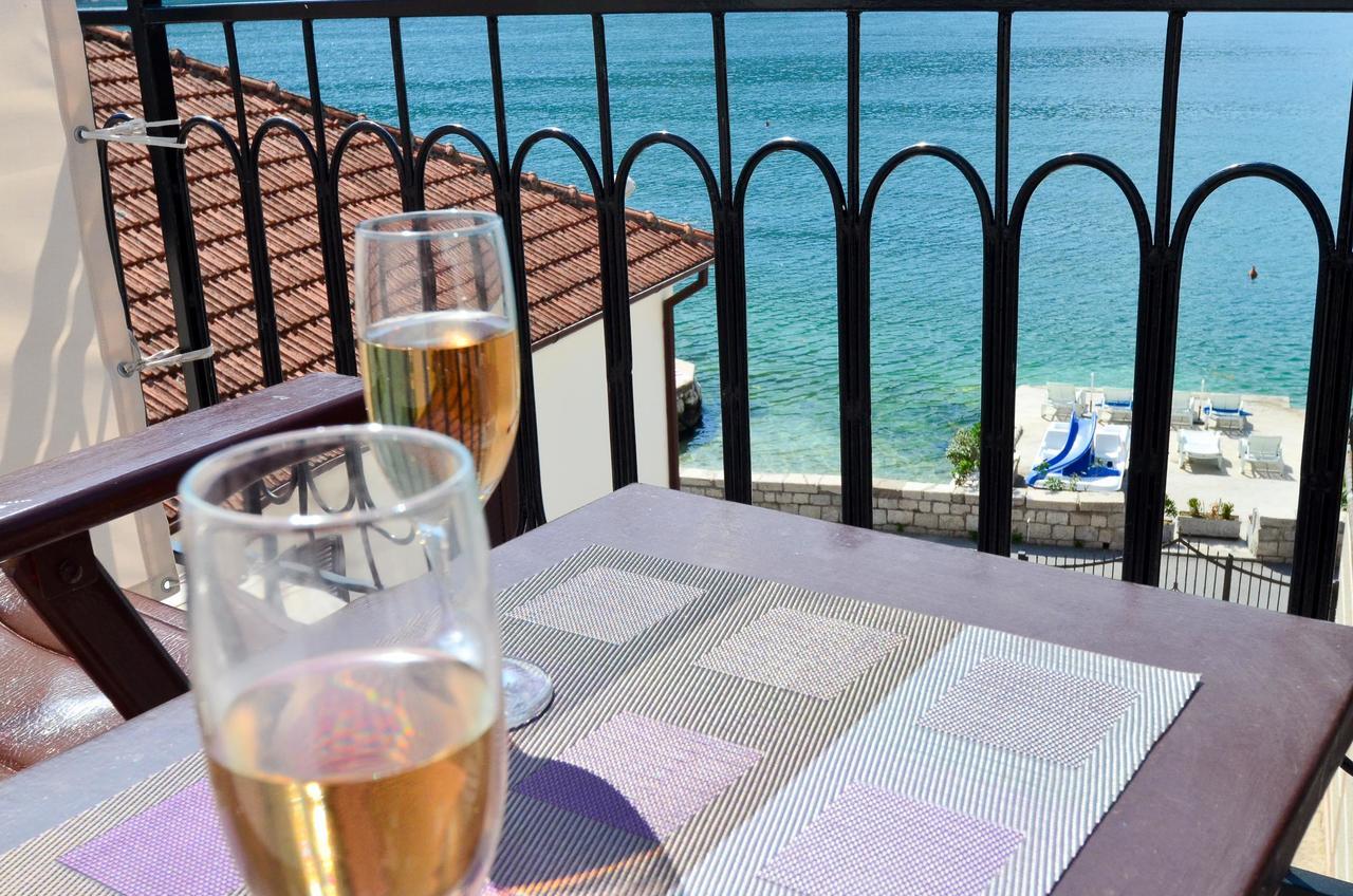 Apartment The Sea Coast Kotor Buitenkant foto