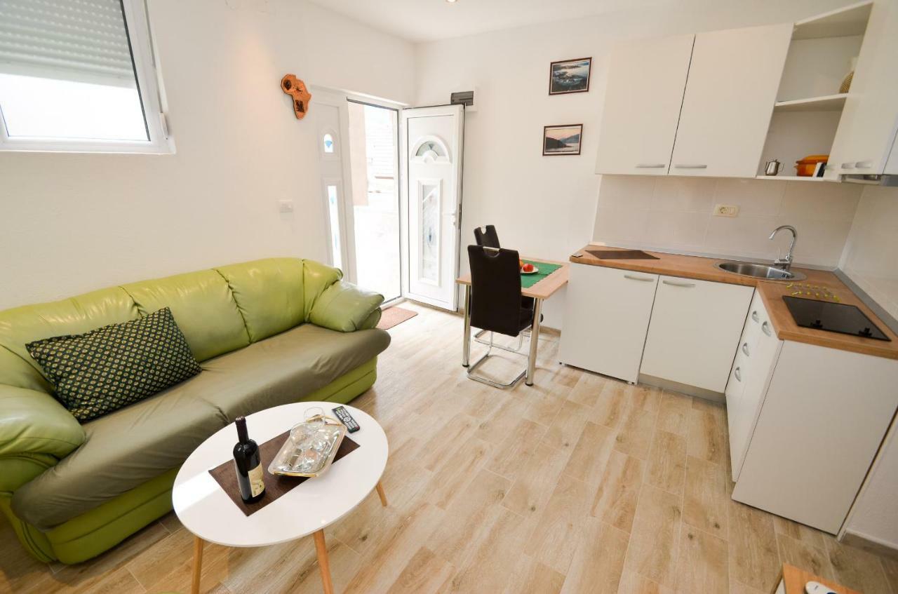 Apartment The Sea Coast Kotor Buitenkant foto