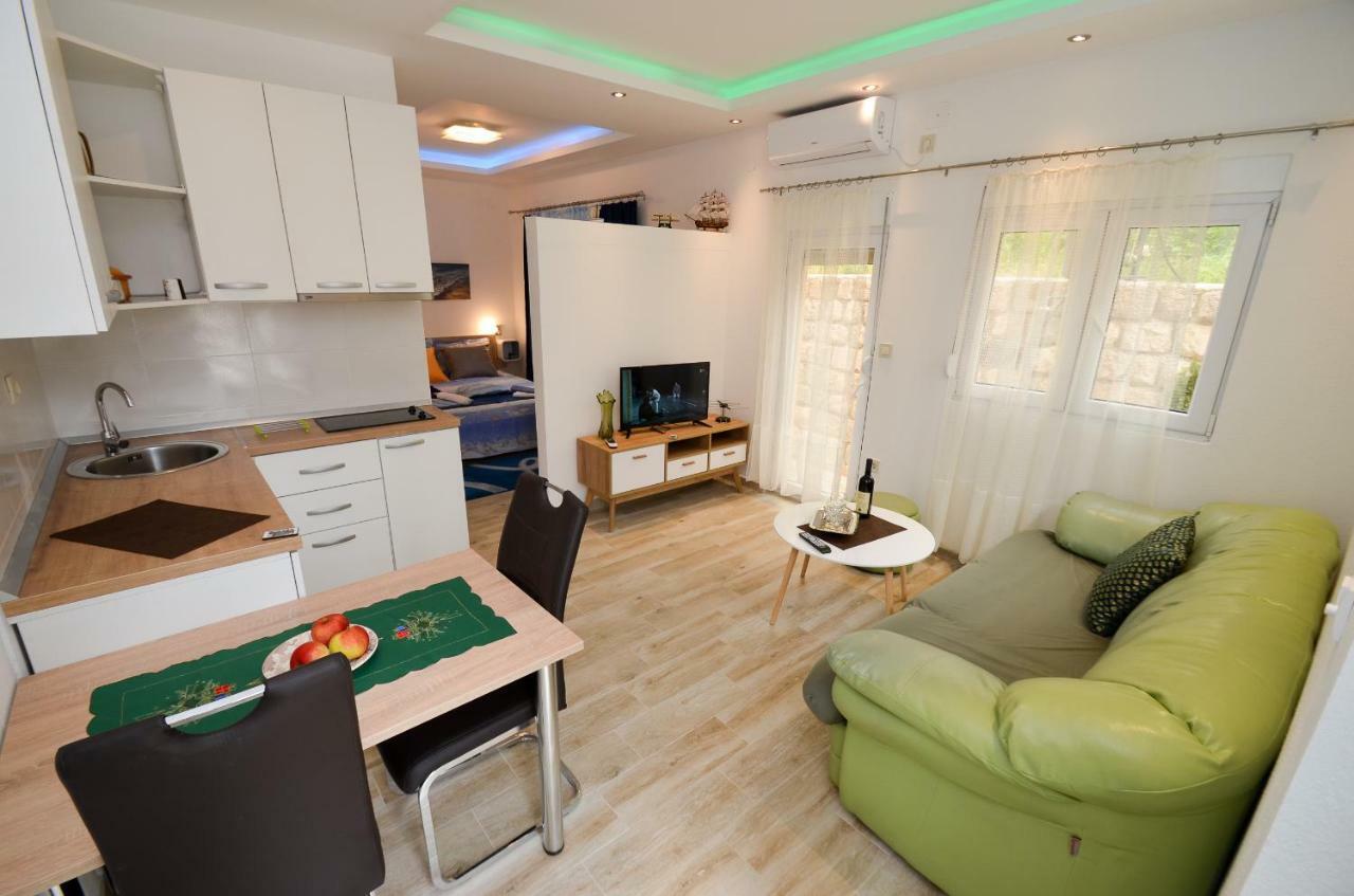 Apartment The Sea Coast Kotor Buitenkant foto