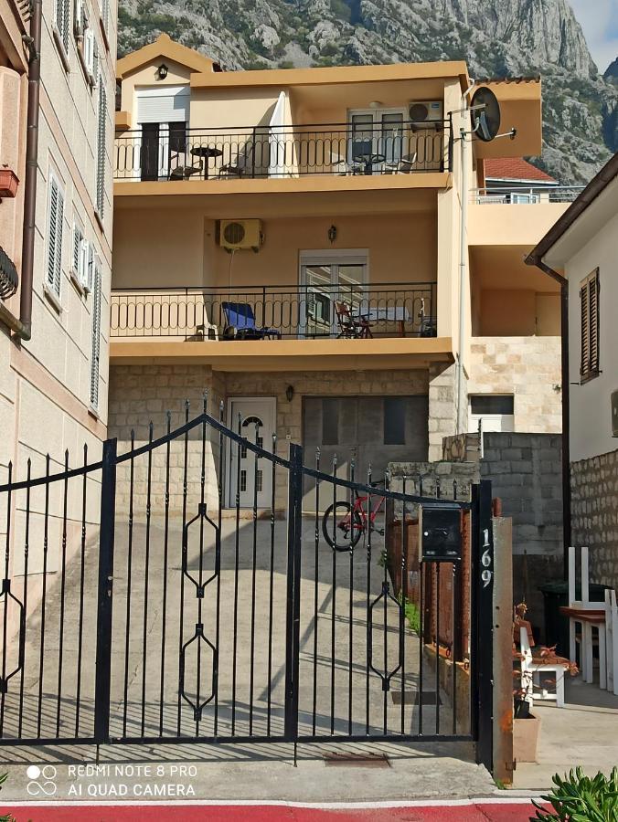 Apartment The Sea Coast Kotor Buitenkant foto